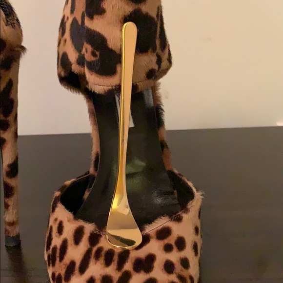 Brian Atwood T-Strap Leopard Print Pumps - Picture 5 of 5